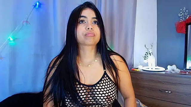 jade_brunnette's cam snapshot