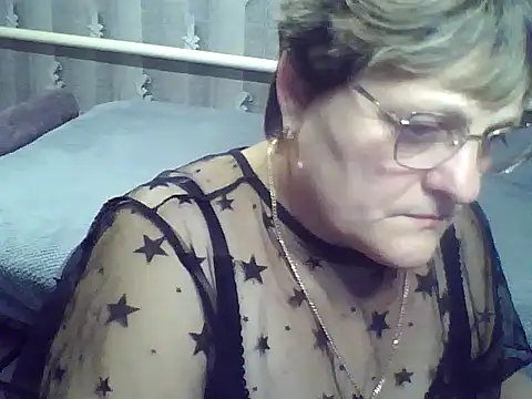 ElzaJewel's cam snapshot