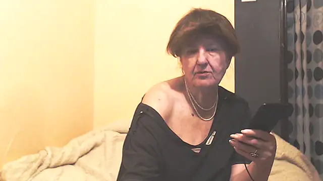 MioritaHard's cam snapshot