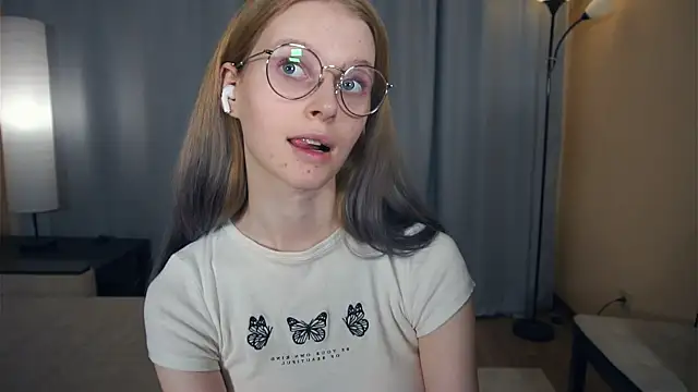 ToyaPletz's cam snapshot