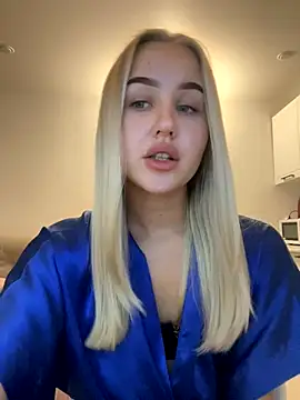 VanillaCakes live sex cam