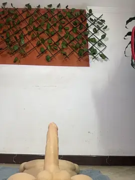 Emily_Trujillo's cam snapshot