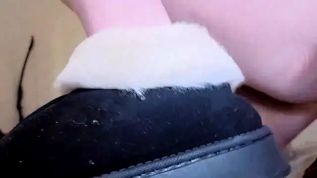 ENGLISHEMILY_69's cam snapshot