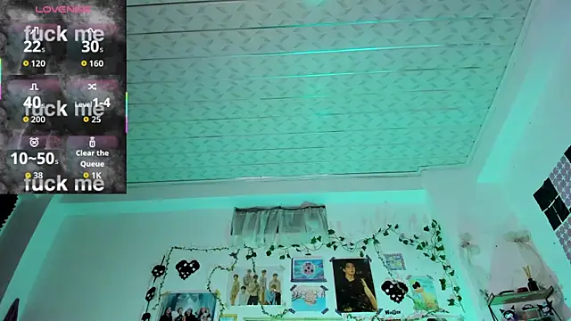 UchikyDoll's cam snapshot