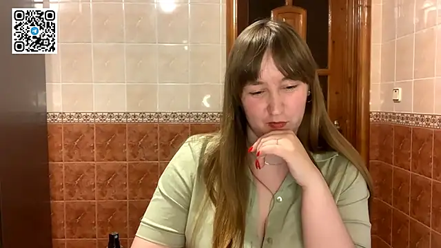 MaroonMoon_'s cam snapshot