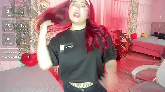 littlee_red's cam snapshot