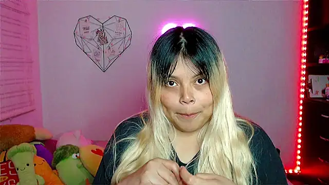 EllieMoonX's cam snapshot