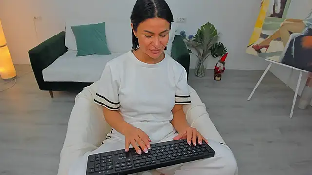 Arya_Lexy's cam snapshot