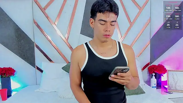 its_liam18's cam snapshot