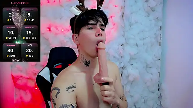 Tayson_Rivers's cam snapshot