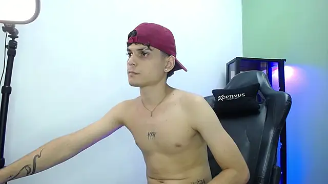 dilan_hott_'s cam snapshot