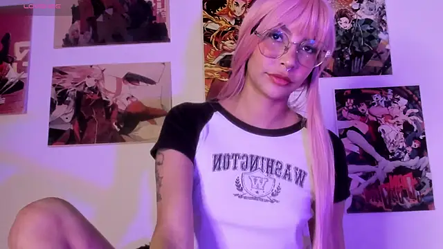 Luna-Chann's cam snapshot