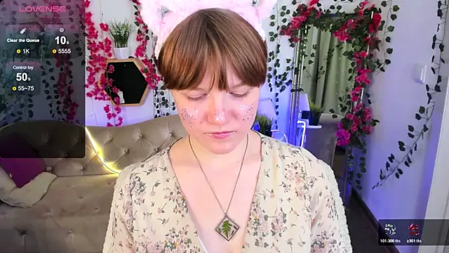 DreamyLuna's cam snapshot