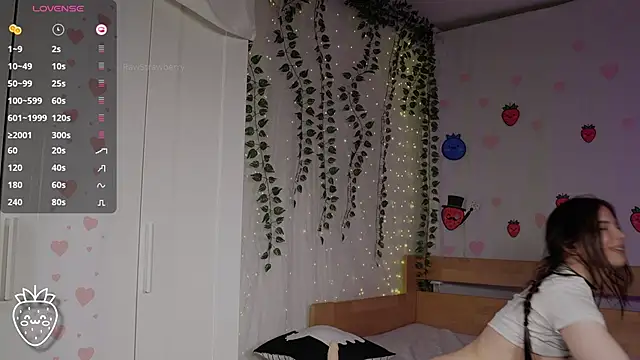 rawstrawberry's cam snapshot