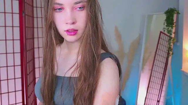 SilentLily's cam snapshot