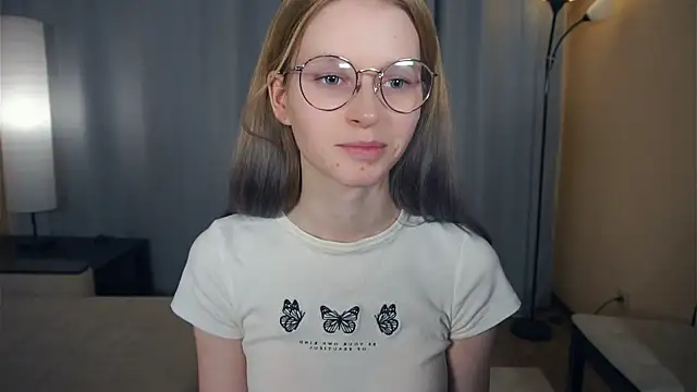 ToyaPletz's cam snapshot