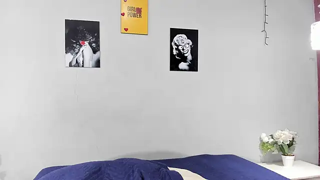 sexynova_93's cam snapshot