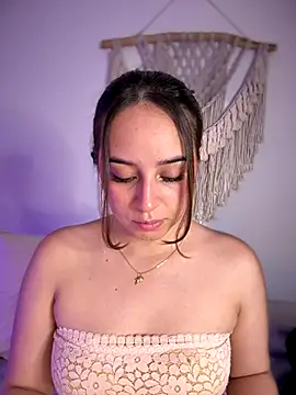 Naughty_arabs's cam snapshot