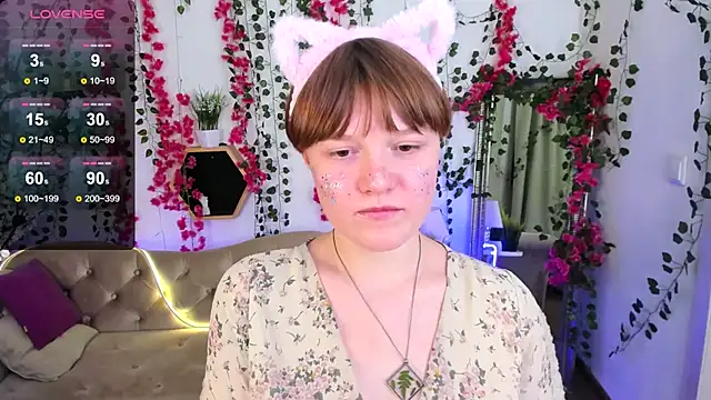 DreamyLuna's cam snapshot