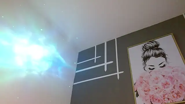 Ey_im_simone's cam snapshot