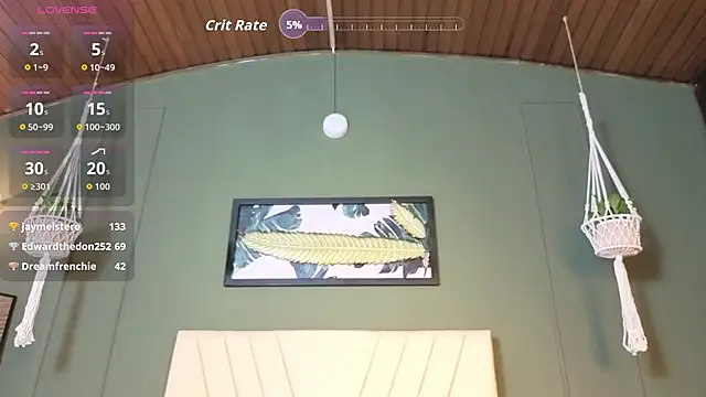 LILA_ELLIOT's cam snapshot