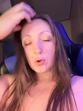 TheFishWife's cam snapshot