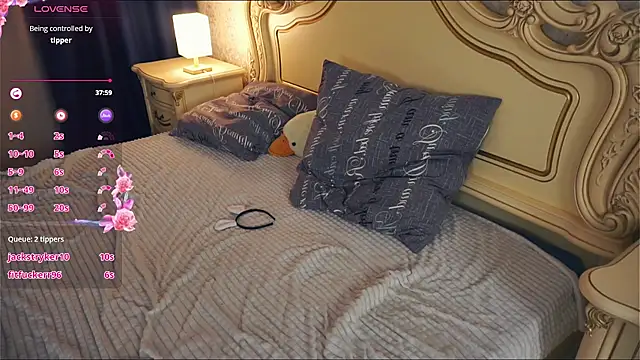 BettieBourque's cam snapshot