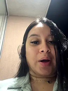 Pretty_Isadora's cam snapshot