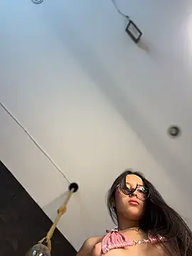 Juanita-Diaz live sex cam