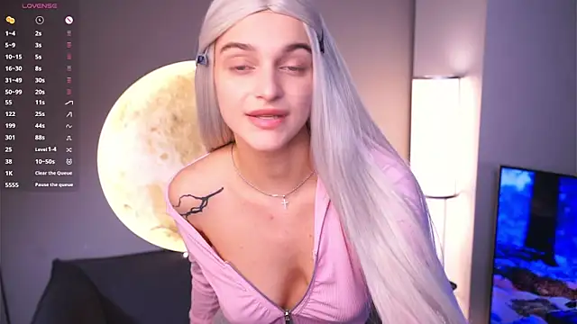 AdameShoyer's cam snapshot