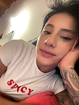 Ale_Lewis's cam snapshot