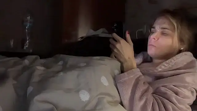 MALVINA0077's cam snapshot