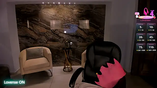 DannieSmith1 live sex cam