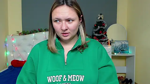 SallyVerda's cam snapshot