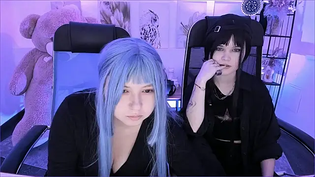 Elainebeness's cam snapshot