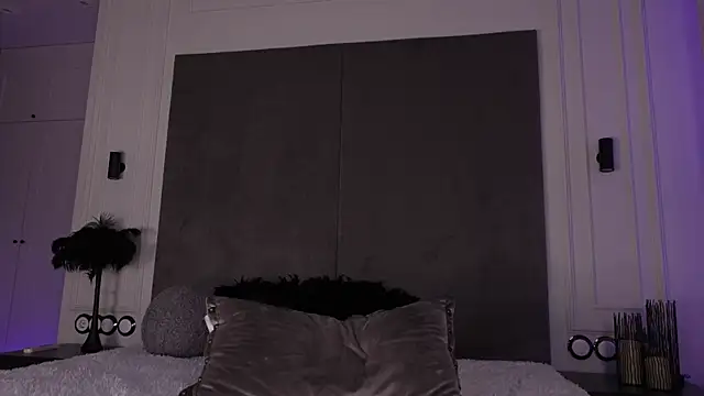 mila_blvck's cam snapshot