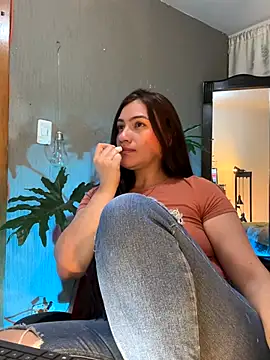 emmily_d's cam snapshot