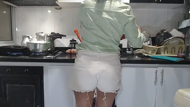 kateleyagrey's cam snapshot