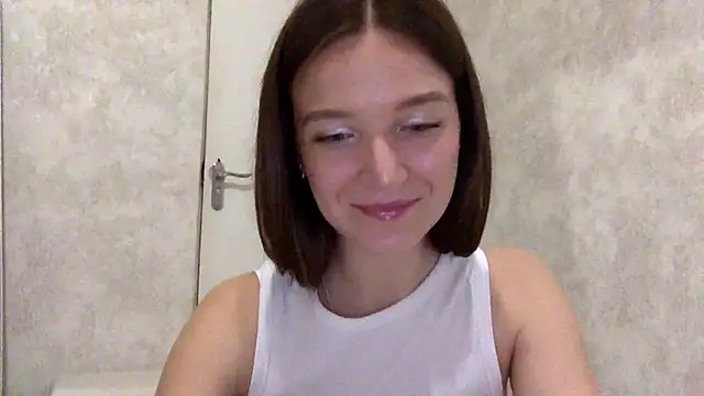 shining_pearl_'s cam snapshot