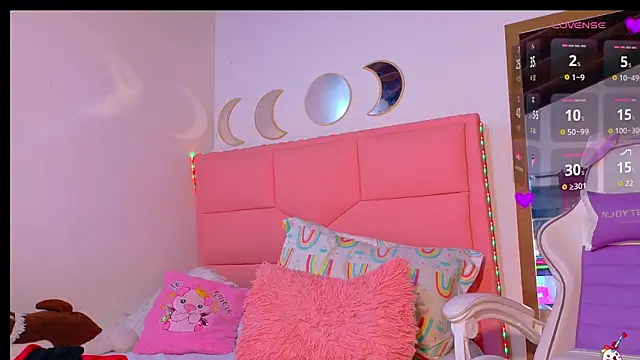 BabyDollvibes's cam snapshot