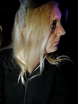 BecciDeluxe's cam snapshot