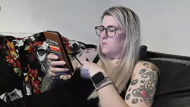 Sizzling_Indie36's cam snapshot