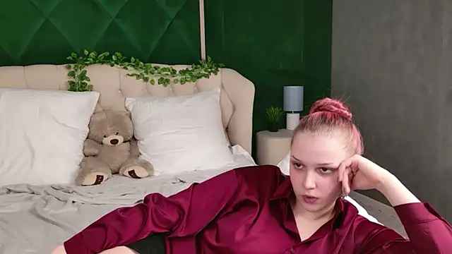 Wilda_Foster's cam snapshot