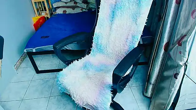 Fiona1010's cam snapshot