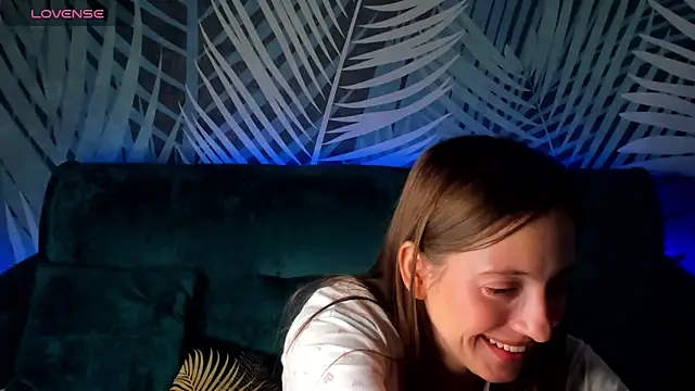 ChristyCrayme's cam snapshot