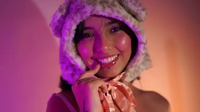 Little_vel's cam snapshot