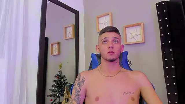 Mathewboy1's cam snapshot