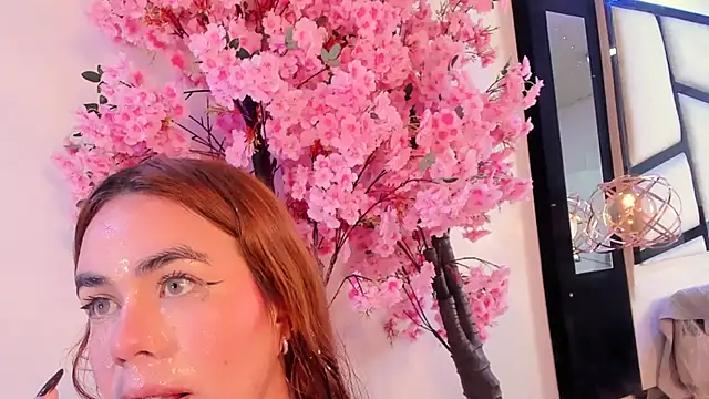 TessaCooper1's cam snapshot