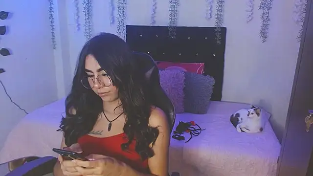 Lyaa_Cute live sex cam