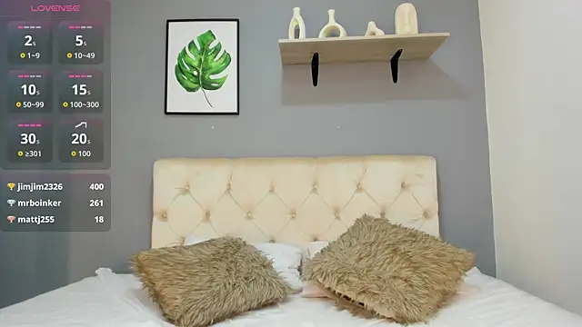 Mia_smith_x1's cam snapshot